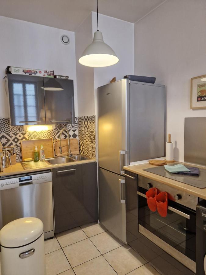 2 Pieces Dans Le Centre Avec Petite Terrasse 3*** Leilighet Marseille Eksteriør bilde